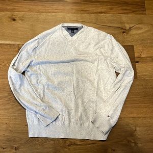 Men’s sweater